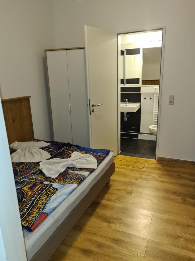 Hotel Hostel Zafir Berlin Extérieur photo
